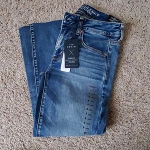 american eagle cropped Jean's size 6 short